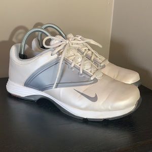 Nike Pearl and Grey Leather golf golfing shoes - Women’s shoe - size 8 - EU 39